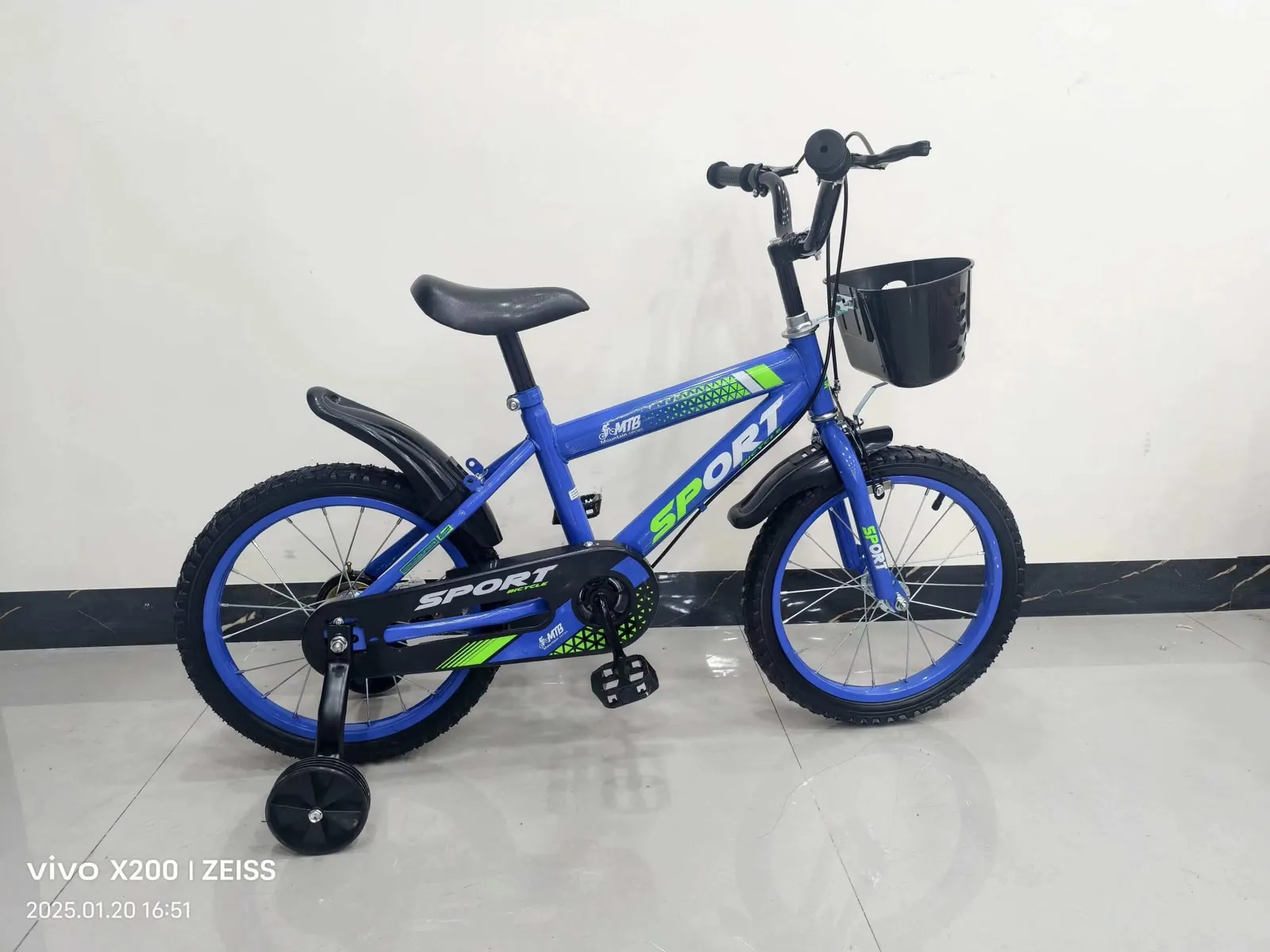 Bicicleta infantil SPORT azul con rueditas